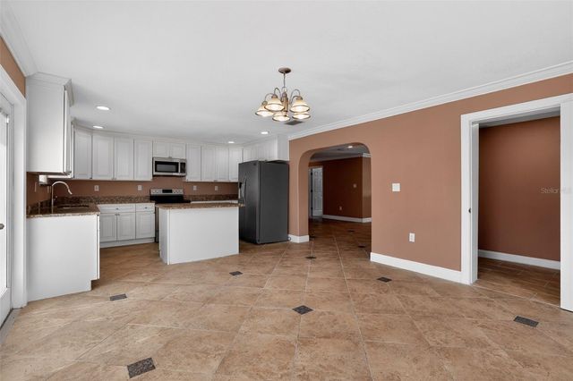 3302 RIVER COVE DRIVE, Tampa, FL 33614