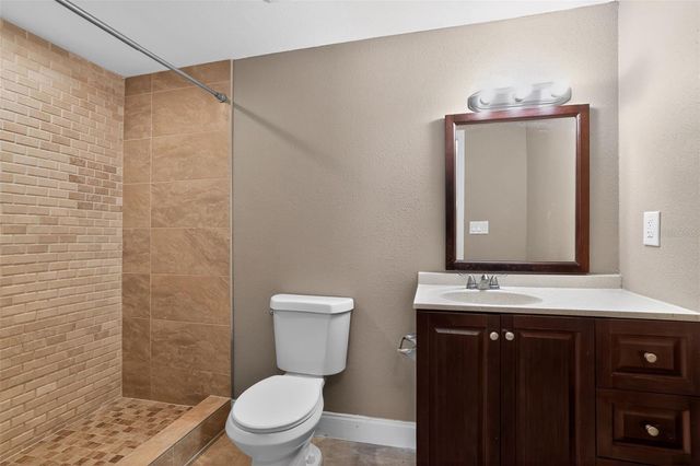 3302 RIVER COVE DRIVE, Tampa, FL 33614