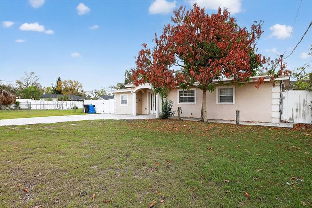 3302 RIVER COVE DRIVE, Tampa, FL 33614