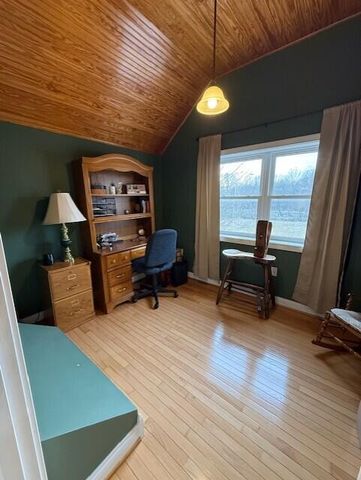 973 Levy Road, Paris, KY 40361