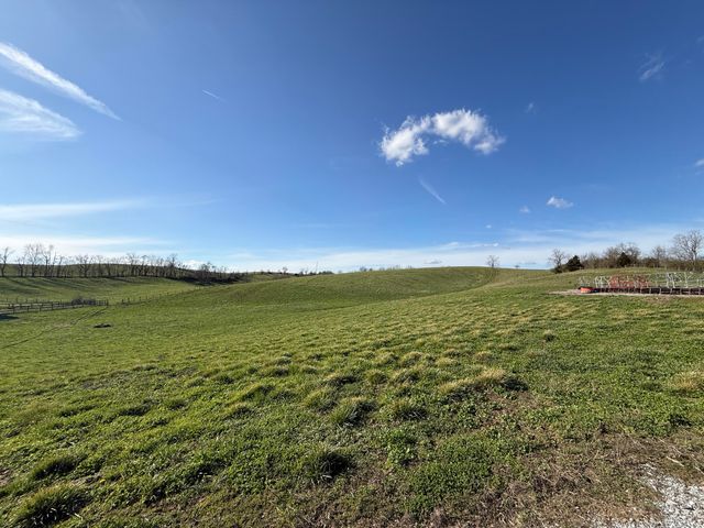 973 Levy Road, Paris, KY 40361