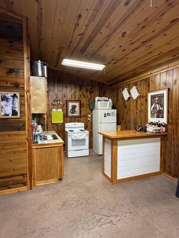 973 Levy Road, Paris, KY 40361