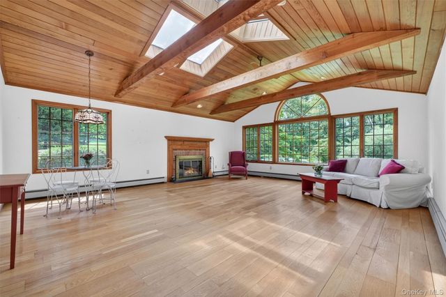 3 Lalli Drive, Katonah, NY 10536