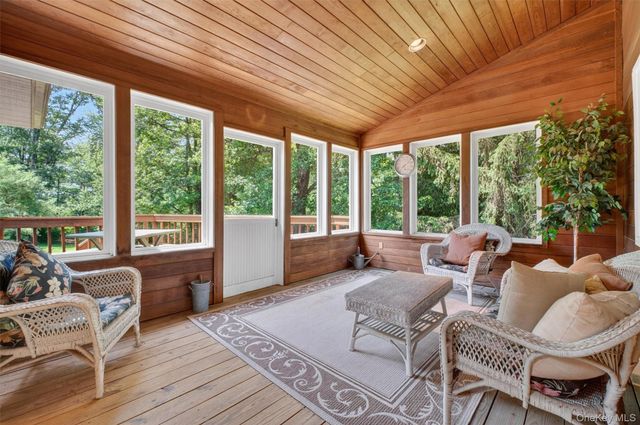3 Lalli Drive, Katonah, NY 10536