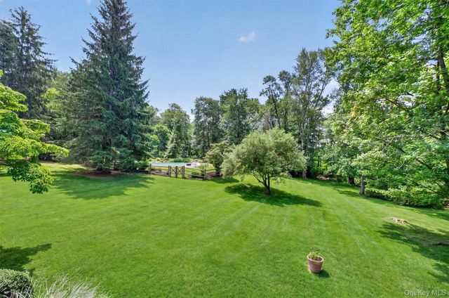 3 Lalli Drive, Katonah, NY 10536