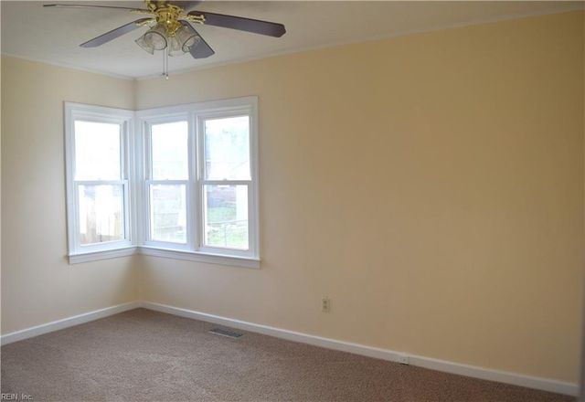 1517 Slater AVE, Hampton, VA 23664