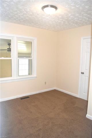 1517 Slater AVE, Hampton, VA 23664