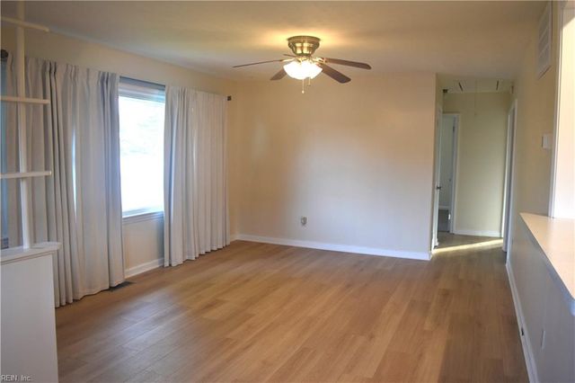 1517 Slater AVE, Hampton, VA 23664