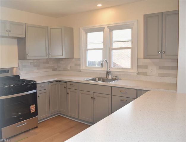 1517 Slater AVE, Hampton, VA 23664