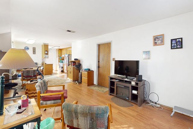 639 E 22nd St, Marysville, CA 95901