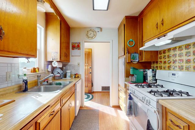 639 E 22nd St, Marysville, CA 95901