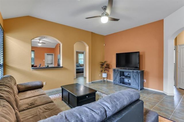 9505 E Woodmark, Conroe, TX 77304