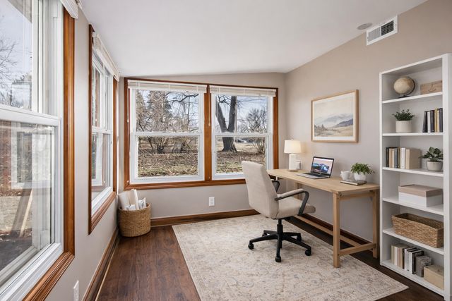 480 Grand Avenue, Lake Zurich, IL 60047