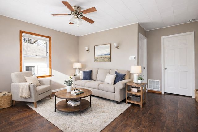 480 Grand Avenue, Lake Zurich, IL 60047