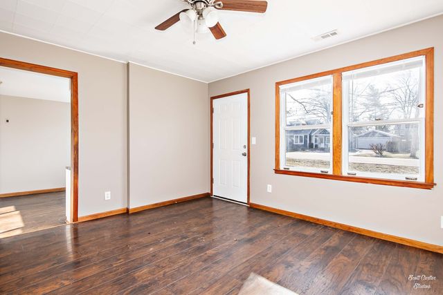 480 Grand Avenue, Lake Zurich, IL 60047