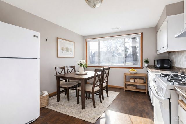 480 Grand Avenue, Lake Zurich, IL 60047