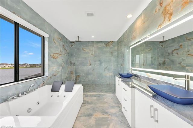 5074 Penella AVE, Ave Maria, FL 34142