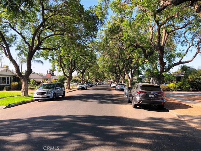 1915 N Linwood Avenue, Santa Ana, CA 92705