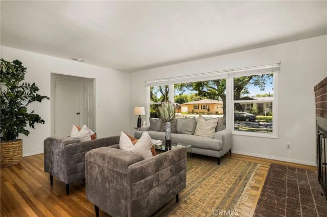 1915 N Linwood Avenue, Santa Ana, CA 92705