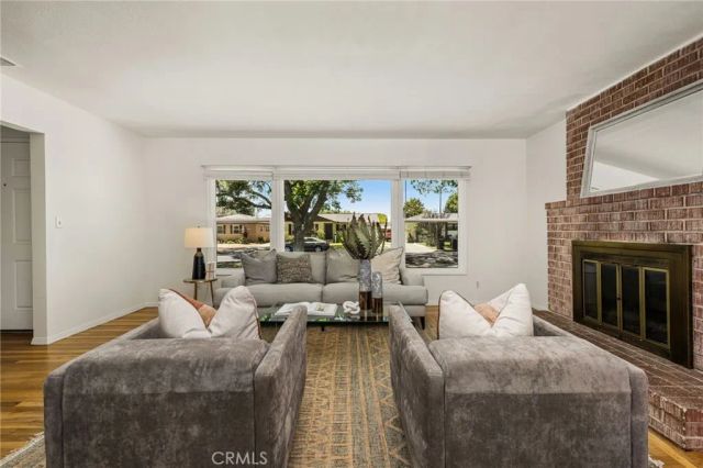 1915 N Linwood Avenue, Santa Ana, CA 92705
