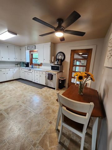 303 Yale Street, Bay City, MI 48708