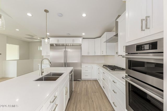 1402 E LAS PALMARITAS Drive, Phoenix, AZ 85020