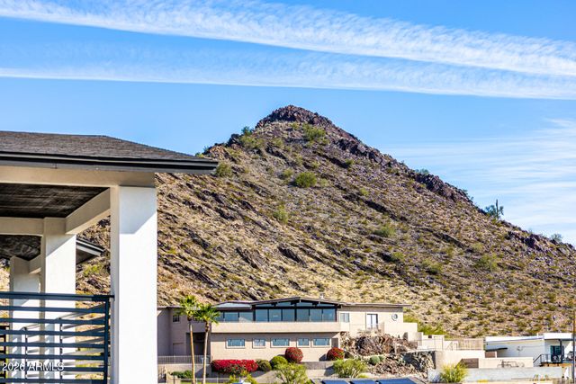 1402 E LAS PALMARITAS Drive, Phoenix, AZ 85020