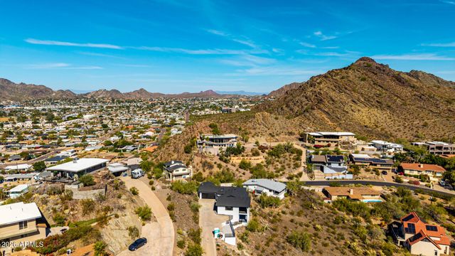 1402 E LAS PALMARITAS Drive, Phoenix, AZ 85020