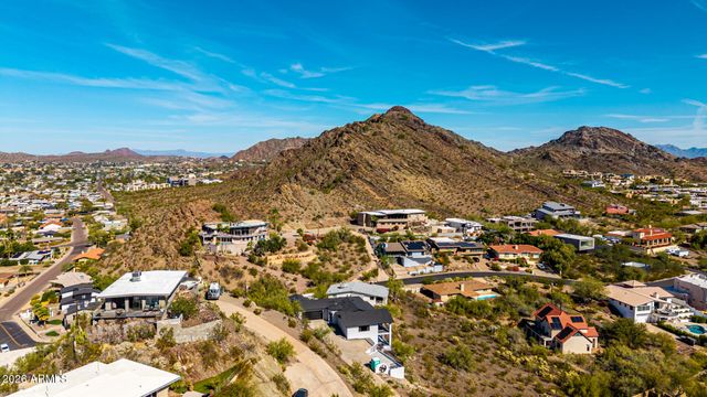 1402 E LAS PALMARITAS Drive, Phoenix, AZ 85020