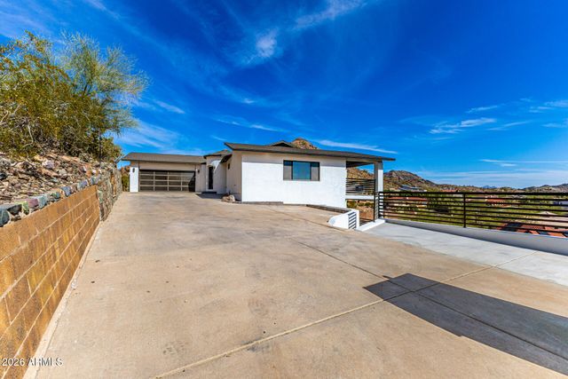 1402 E LAS PALMARITAS Drive, Phoenix, AZ 85020