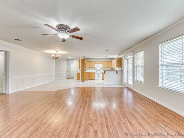 10592 E 142nd Street N, Collinsville, OK 74021