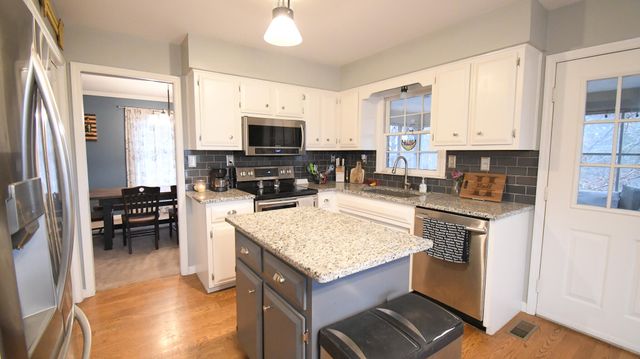 1039 Greenbriar Road, Lawrenceburg, KY 40342