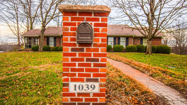 1039 Greenbriar Road, Lawrenceburg, KY 40342