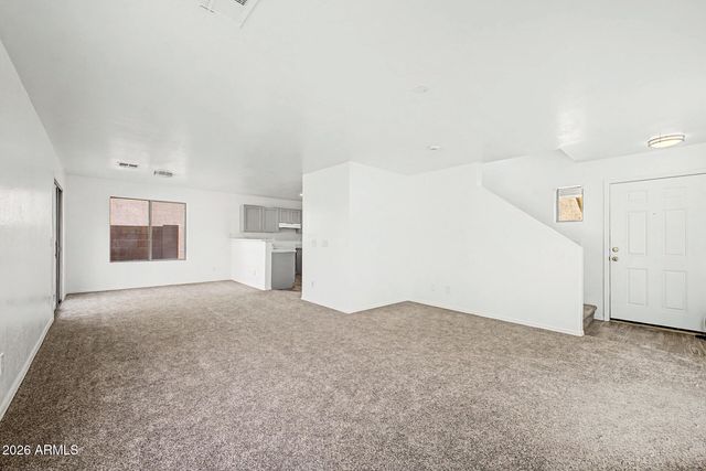 6812 N 130TH Avenue, Glendale, AZ 85307