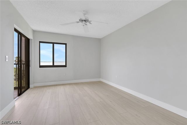 4510 N Key DR 406, North Fort Myers, FL 33903