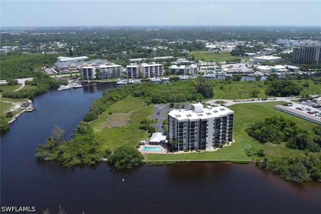 4510 N Key DR 406, North Fort Myers, FL 33903