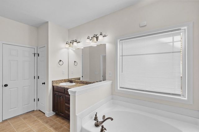 307 Ameris Ave, Dothan, AL 36305