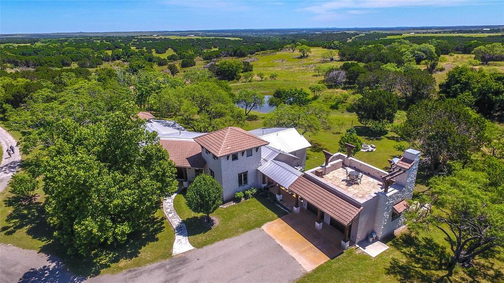 2940 County Road 203, Burnet, TX 78611