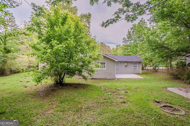 2212 Chestnut Log Loop, Lithia Springs, GA 30122