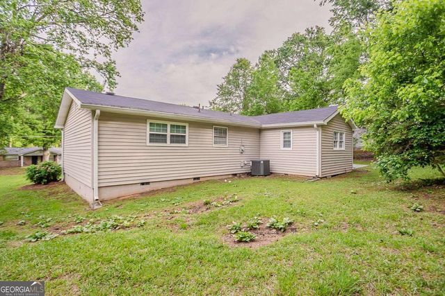 2212 Chestnut Log Loop, Lithia Springs, GA 30122