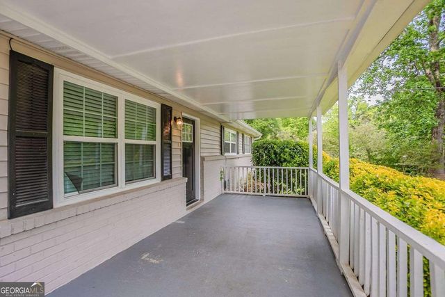 2212 Chestnut Log Loop, Lithia Springs, GA 30122
