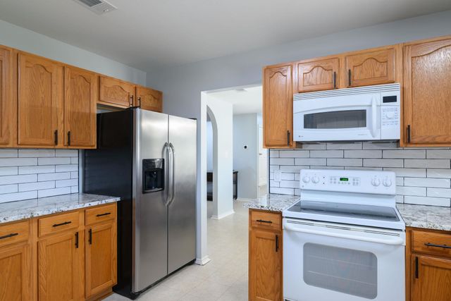 503 Victory Ln, Hughes Springs, TX 75656