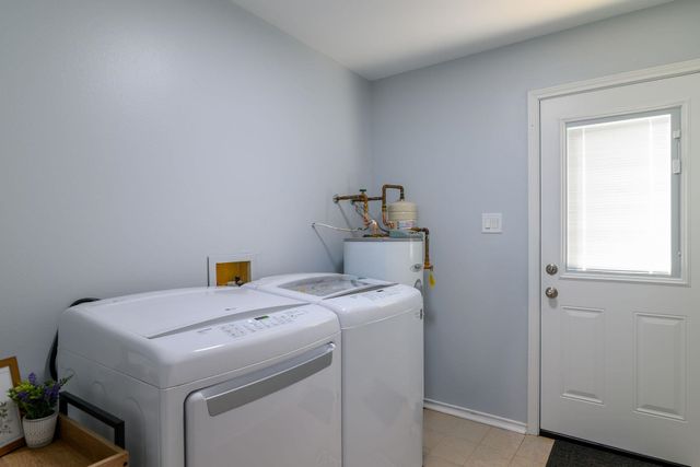 503 Victory Ln, Hughes Springs, TX 75656