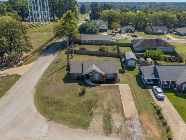 503 Victory Ln, Hughes Springs, TX 75656