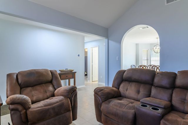 503 Victory Ln, Hughes Springs, TX 75656