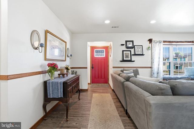 364 THATCHER CIR, Harleysville, PA 19438