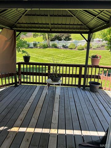 417 Iron Warrior Lane, Manchester, MO 63011