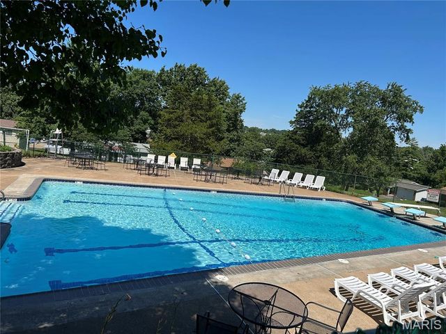 417 Iron Warrior Lane, Manchester, MO 63011