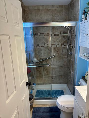 417 Iron Warrior Lane, Manchester, MO 63011
