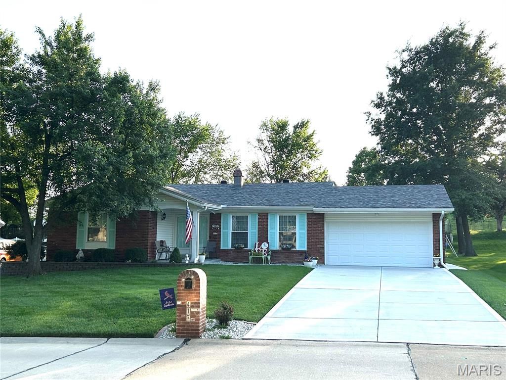 417 Iron Warrior Lane, Manchester, MO 63011